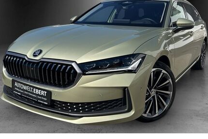 Skoda Superb 4.900 km 45.690 &euro; Bensheim 64625