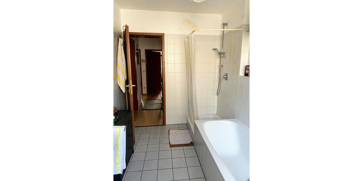 Reihenhaus Heppenheim (Bergstraße) - 6 Zimmer, 155 m&sup2;, 2.200&euro; | Angebot:24897353