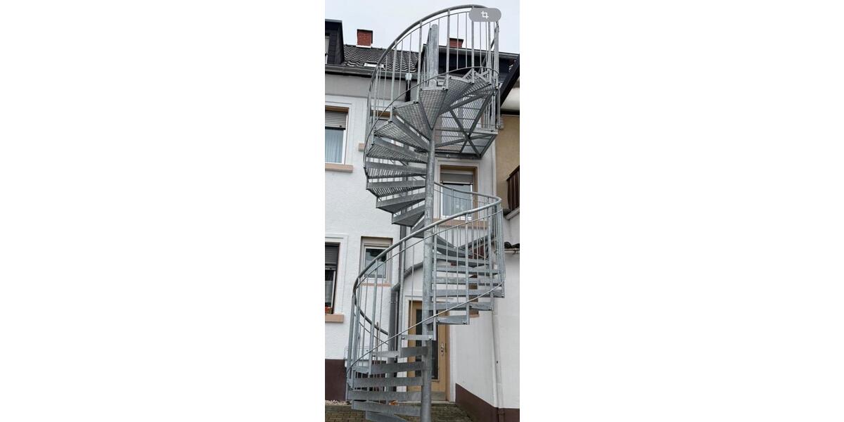 Dachgeschoßwohnung Bürstadt - 3 Zimmer, 71 m&sup2;, 950&euro; | Angebot:25639138