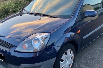 Ford Fiesta 147.000 km 2.900 € Darmstadt 64293