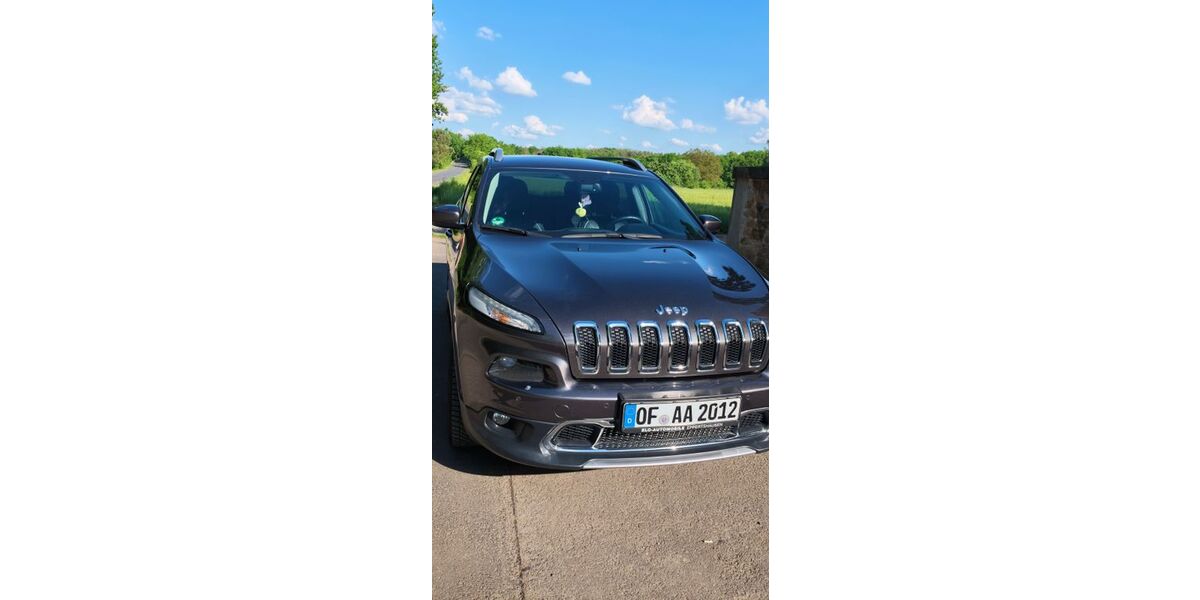 Jeep Cherokee 127.000 km 14.300 &euro; Rodgau 63110