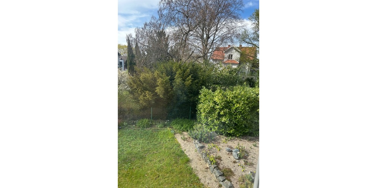 Zauberhafte 2 Zimmer Wohnung mit offener Küche und Balkon in Jugenheim zu verkaufen 2 zimmer