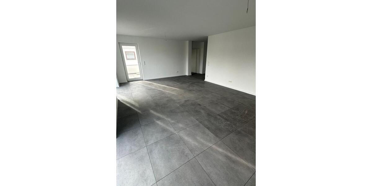 Etagenwohnung Ginsheim-Gustavsburg Gustavsburg - 3 Zimmer, 90 m&sup2;, 1.590&euro; | Angebot:25353147