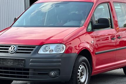 VW Caddy 211.000 km 3.999 &euro; Offenbach am Main 63075