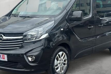 Opel Vivaro 111.758 km 16.999 &euro; Frankfurt am Main 60386