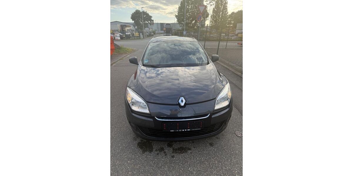 Renault Megane 166.900 km 2.700 € Ginsheim-Gustavsburg 65462