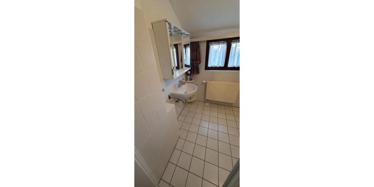 Einfamilienhaus Hattersheim am Main - 4.5 Zimmer, 114 m&sup2;, 1.600&euro; | Angebot:25408295