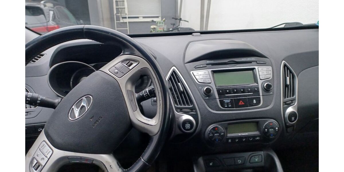 Hyundai ix35 200.000 km 5.600 € Eich 67575