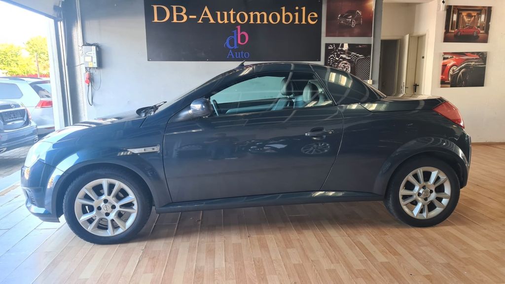 Opel Tigra 185.000 km 2.499 &euro; Rodgau 63110