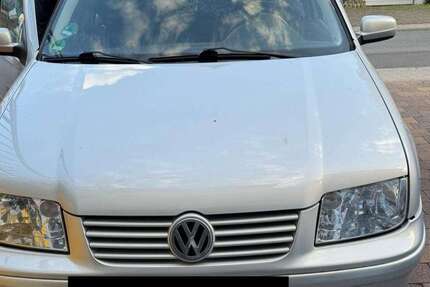 VW Bora 152.000 km 1.800 &euro; Gau-Bischofsheim 55296