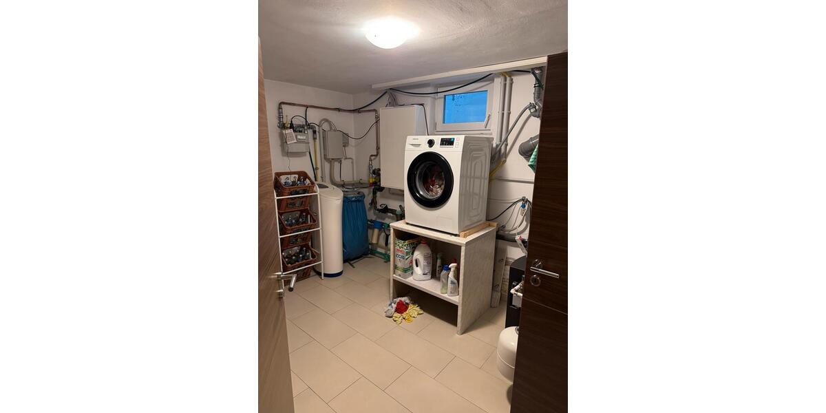 Reihenhaus Weiterstadt - 6 Zimmer, 130 m&sup2;, 2.200&euro; | Angebot:26690767