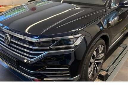 VW Touareg 65.800 km 54.890 &euro; Bensheim 64625