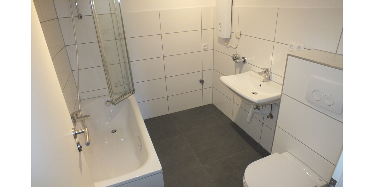 Barrierefreie 4 Zimmer Wohnung ca. 94m² Wohnfläche mit Balkon und Kfz-Stellplatz in Nauheim - Erdgeschoßwohnung Nauheim | Angebot:26366441