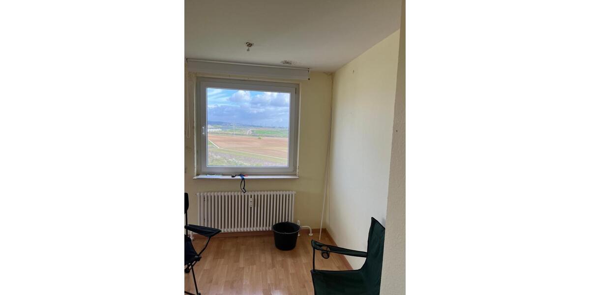 Etagenwohnung Hochheim am Main - 2 Zimmer, 60 m&sup2;, 200.000&euro; | Angebot:26324005