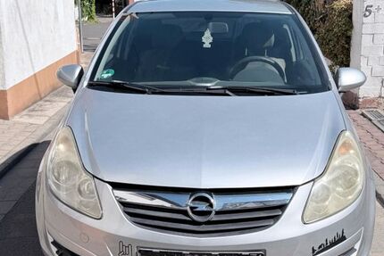 Opel Corsa 185.160 km 2.600 &euro; Eich 67575