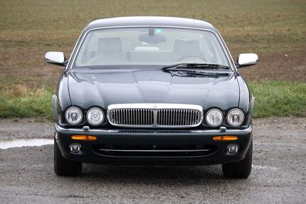 Jaguar Daimler 132.890 km 34.999 &euro; Heppenheim (Bergstraße) 64646