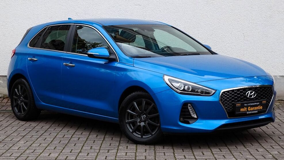 Hyundai i30 47.990 km 15.990 € Bensheim 64625