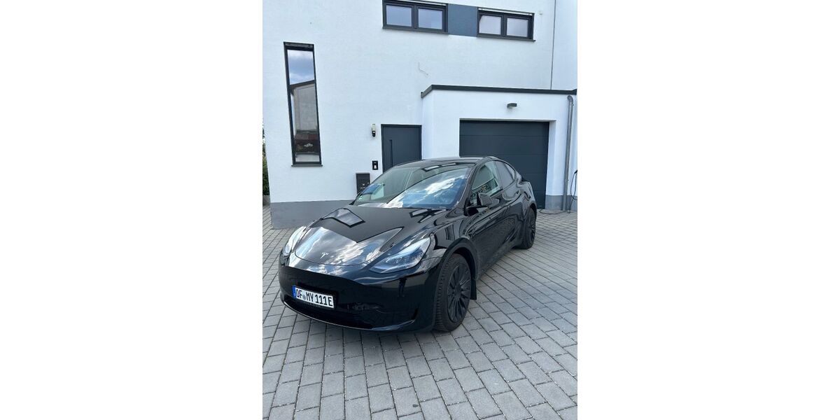 Tesla Model Y 37.900 km 30.900 &euro; Dreieich 63303
