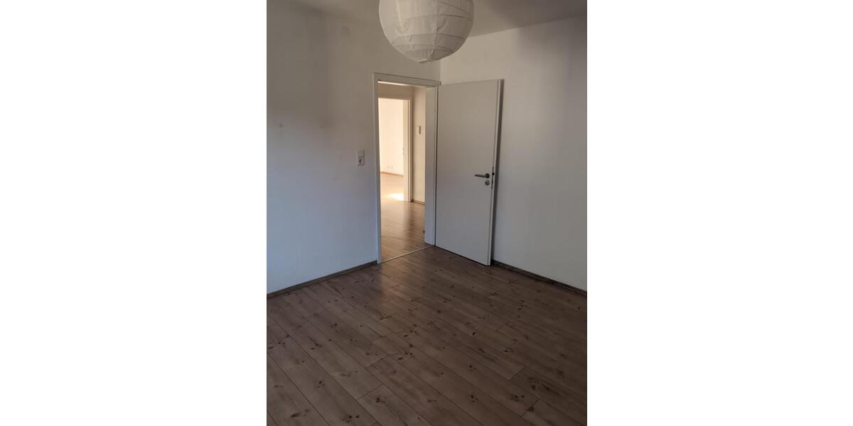 Hochparterre Darmstadt Arheilgen - 2 Zimmer, 64 m&sup2;, 245.000&euro; | Angebot:26522211
