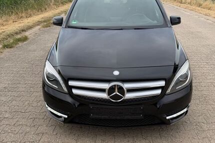 Mercedes-Benz B 200 148.000 km 9.400 &euro; Gernsheim 64579