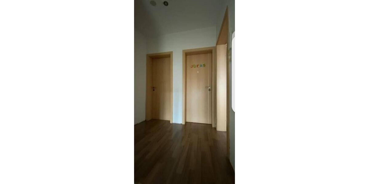 Großzügiges EFH mit weiterem Anbaupotential 5 zimmer