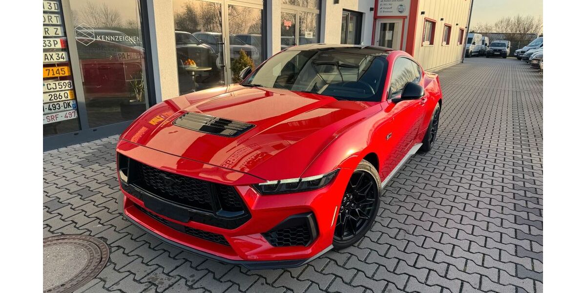 Ford Mustang 9.200 km 54.990 € Rüsselsheim 65428