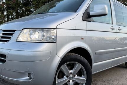 VW T5 Multivan 233.000 km 18.999 &euro; Nauheim 64569