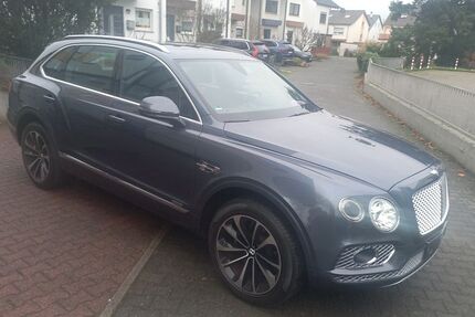 Bentley Bentayga 94.500 km 102.999 &euro; Frankfurt 65933