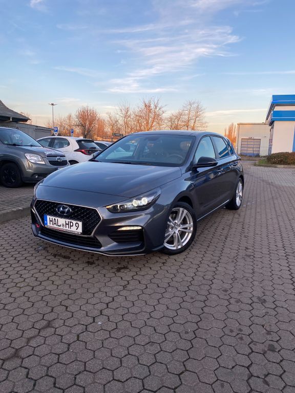 i30