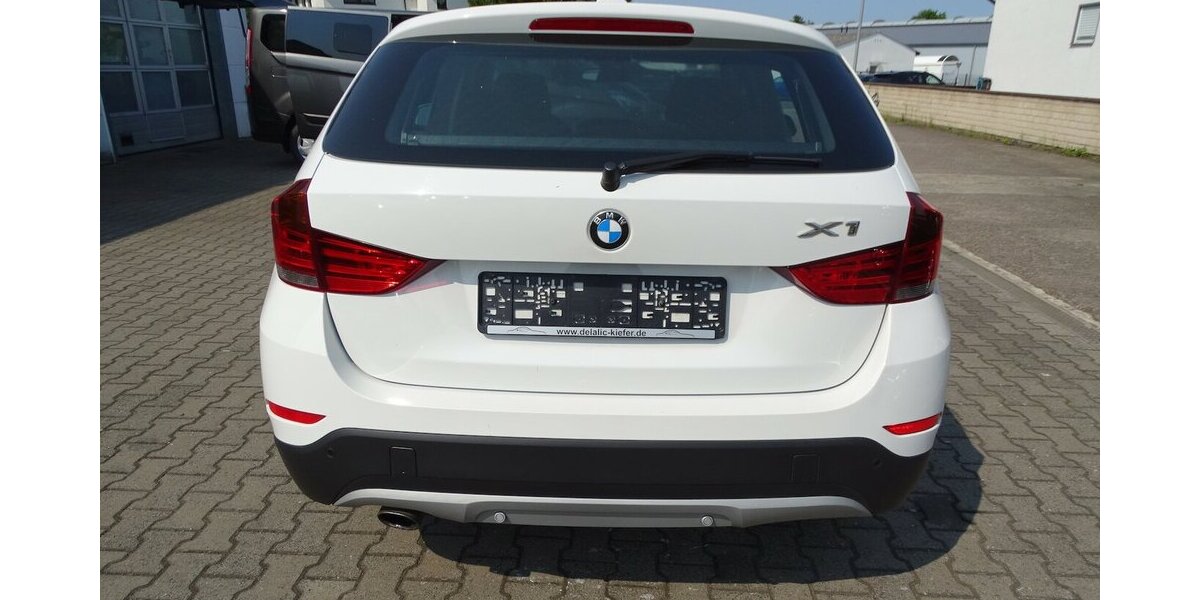 BMW X1 1.8l i sDrive, Steptronic, Sitzheizung, PDC hin 154.921 km 8.690 &euro; Rodgau 63110