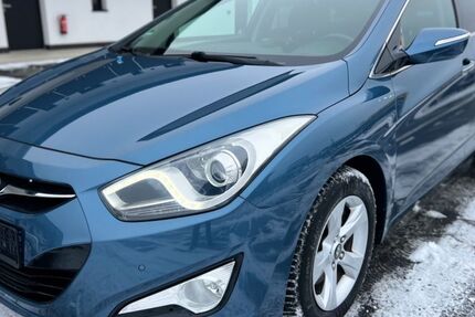 Hyundai i40 168.000 km 6.499 &euro; Bickenbach 64404