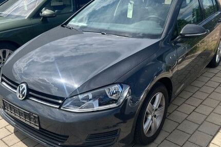 VW Golf 146.000 km 7.300 &euro; Bickenbach 64404