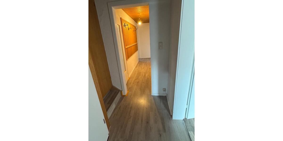 Etagenwohnung Mühltal - 3.5 Zimmer, 100 m&sup2;, 1.425&euro; | Angebot:25161503
