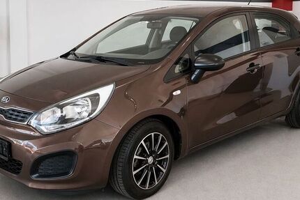 Kia Rio 55.000 km 5.499 &euro; Roßdorf 64380
