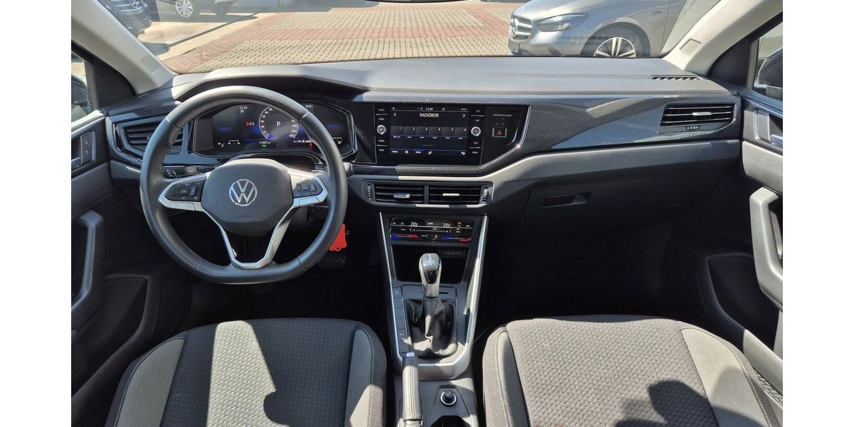 VW Polo 1,0 TSI Life DSG, Klima, LED, PDC, Carplay 17.200 km 18.990 &euro; Rodgau 63110