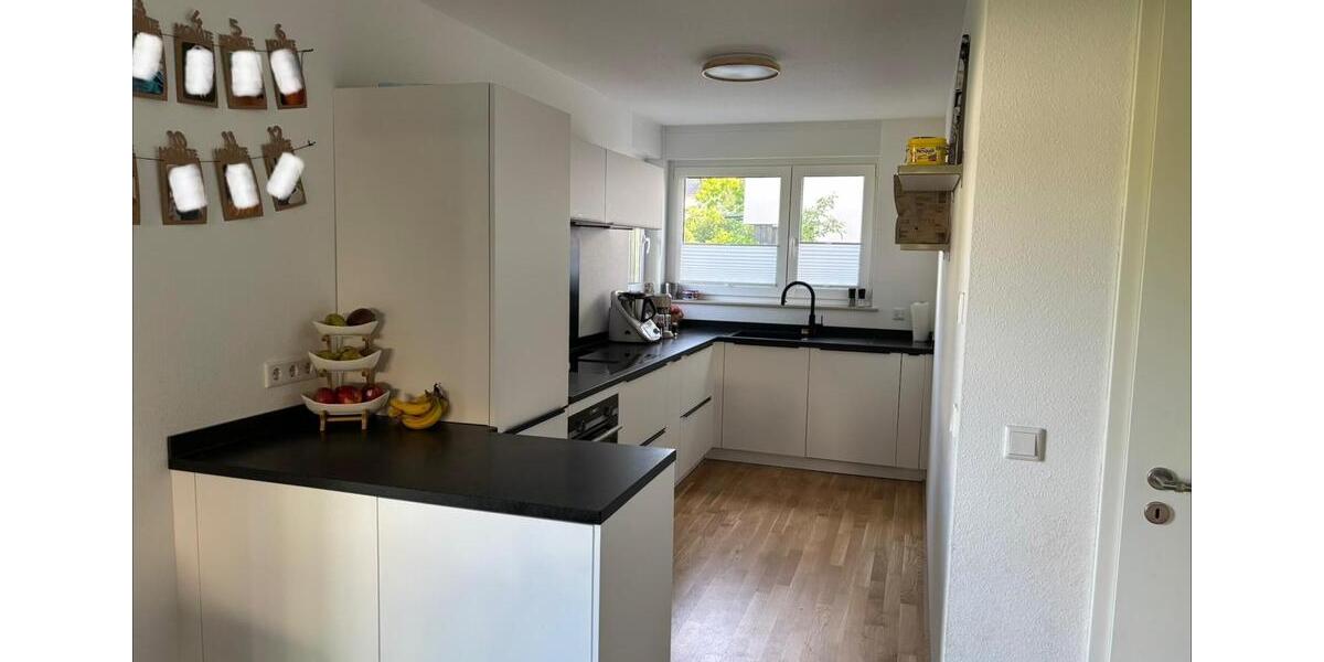 Reihenhaus Rüsselsheim am Main - 6 Zimmer, 144 m&sup2;, 2.300&euro; | Angebot:26536363