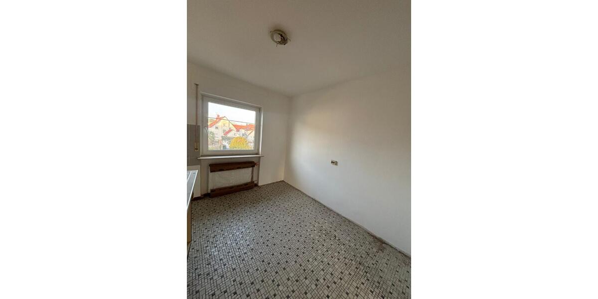 Helle, großzügige 3-Zimmer-Wohnung mit Balkon in Büttelborn-Worfe 3 zimmer