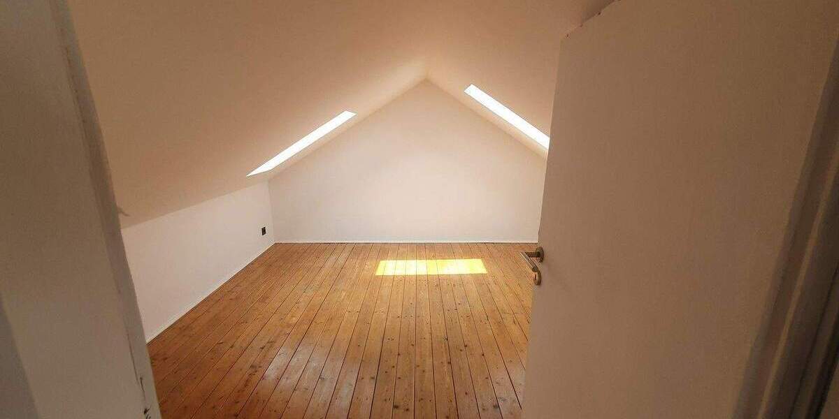 Etagenwohnung Darmstadt Waldkolonie - 4 Zimmer, 104 m&sup2;, 449.000&euro; | Angebot:25037246