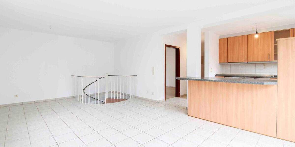 Wohnen auf 2 Ebenen: Charmante Maisonette mit großem Garten, Terrasse & Stellplatz in Büttelborn 3 zimmer