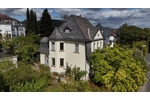 Hofheim: Individualisten aufgepasst. Altbestand mit großem Grundstück, oder zusätzlichem Bauplatz - Einfamilienhaus Hofheim | Angebot:26084064