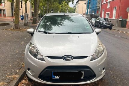 Ford Fiesta 217.606 km 1.750 &euro; Frankfurt am Main 65929
