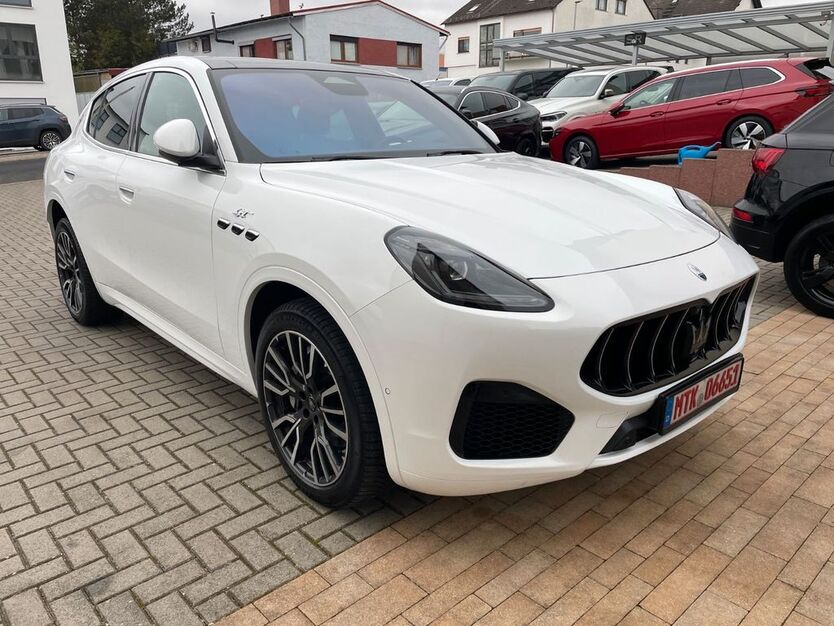 Maserati Grecale 77.000 km 49.200 € Hofheim am Taunus 65719