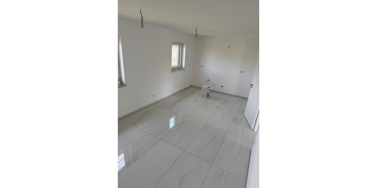 Erdgeschoßwohnung Reichelsheim (Odenwald) - 5 Zimmer, 121 m&sup2;, 1.200&euro; | Angebot:26592084