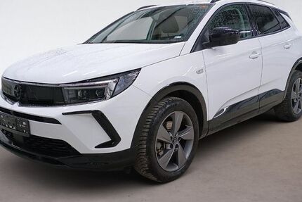 Opel Grandland (X) 39.650 km 23.370 &euro; Rüsselsheim 65428