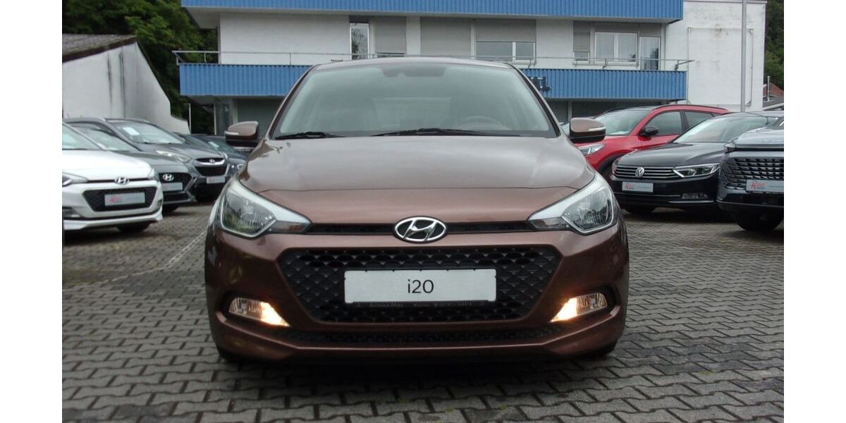Hyundai i20 103.952 km 8.480 &euro; Mühltal 64367