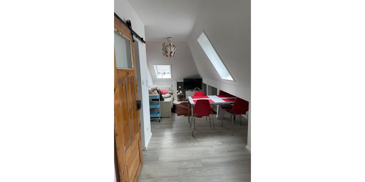 Dachgeschoßwohnung Frankfurt am Main Nordend West - 1 Zimmer, 25 m&sup2;, 970&euro; | Angebot:25323843
