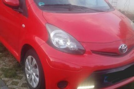 Toyota Aygo (X) 122.510 km 3.000 &euro; Offenbach 63073