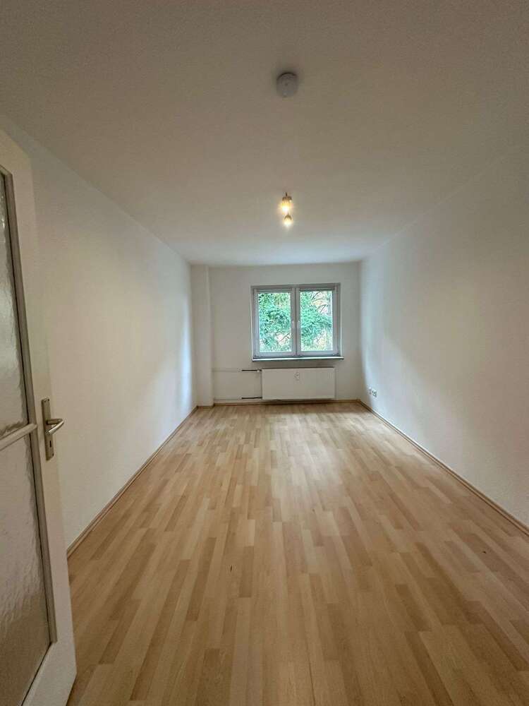 Wohnung zum Mieten in Frankfurt 1.000 € 50 m²