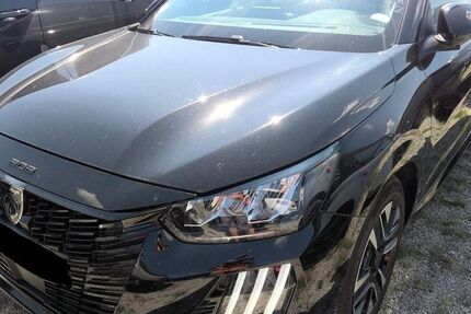 Peugeot 208 12.901 km 15.880 &euro; Rüsselsheim 65428