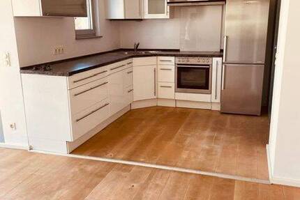Wohnung Wiesbaden Sonnenberg - 3 Zimmer, 93 m&sup2;, 1.450&euro; | Angebot:26930276